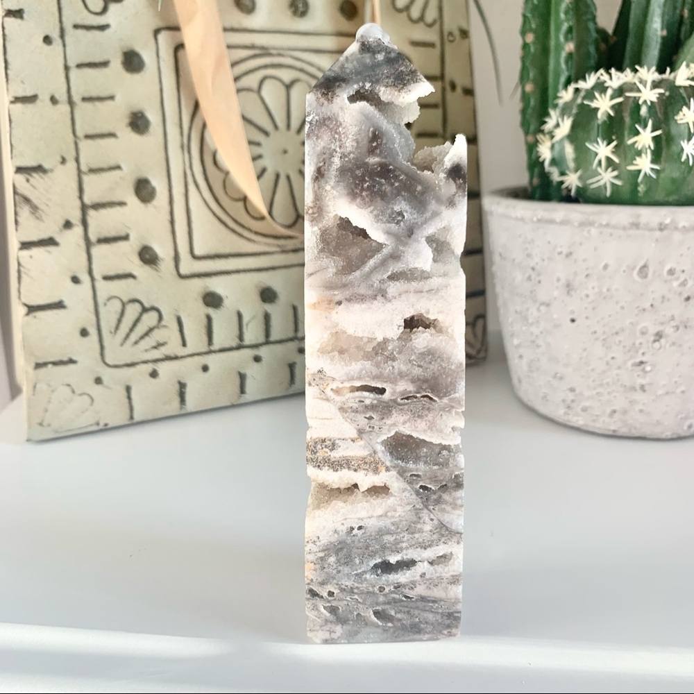 Sphalerite Free Form Tower w/ Exposed Druzy Pockets